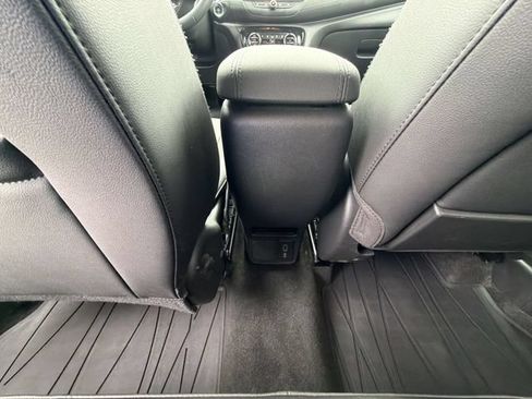 Used 2023 Buick Encore GX Select w/ Safety Package II AWD/4WD image 21