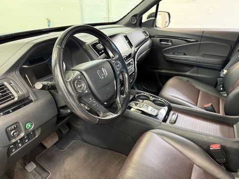 Used 2022 Honda Ridgeline Black Edition image 21