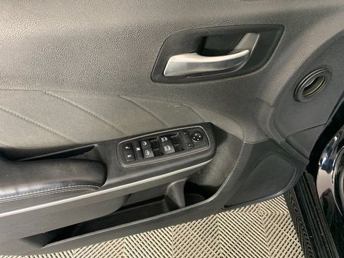 Used 2019 Dodge Charger R/T RWD image 14