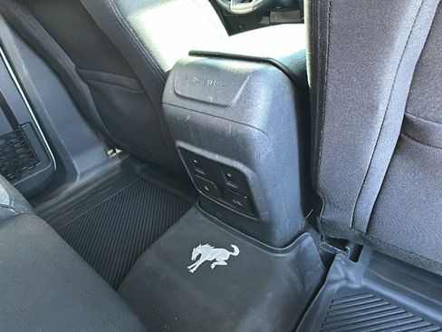 Used 2021 Ford Bronco Big Bend w/ Sasquatch Package image 28