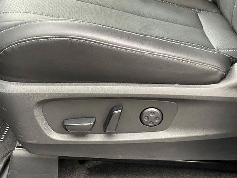 Certified 2026 INFINITI QX60 Luxe w/ Cargo Package AWD/4WD image 15