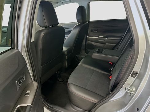 Used 2024 Mitsubishi Outlander Sport AWD image 28