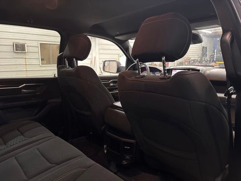 Used 2025 RAM 1500 Big Horn AWD/4WD image 28