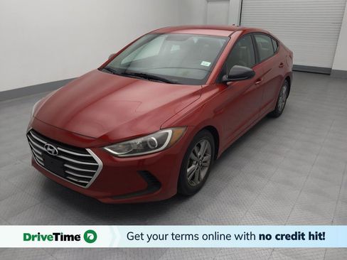 Used 2017 Hyundai Elantra SE image 1