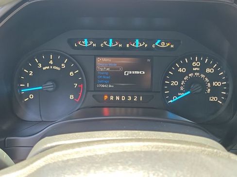 Certified 2017 Ford F150 XL w/ Equipment Group 101A Mid RWD image 7