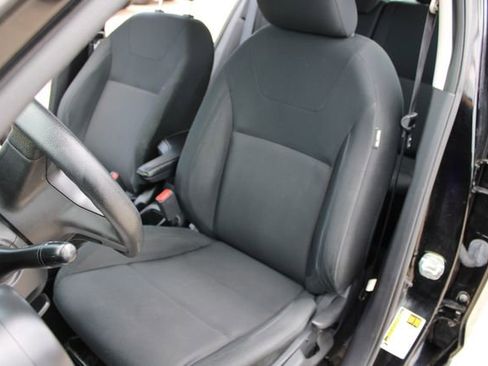 Used 2023 Nissan Kicks S FWD image 13
