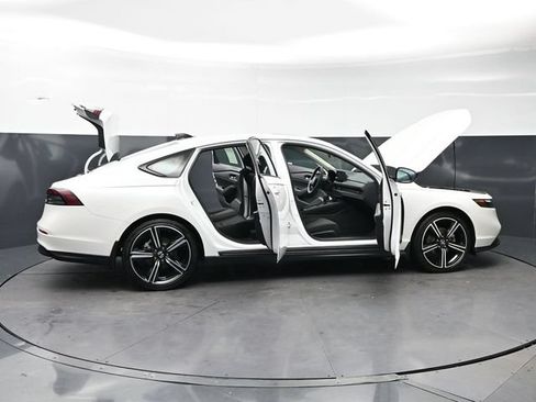 Certified 2026 Honda Accord SE image 39