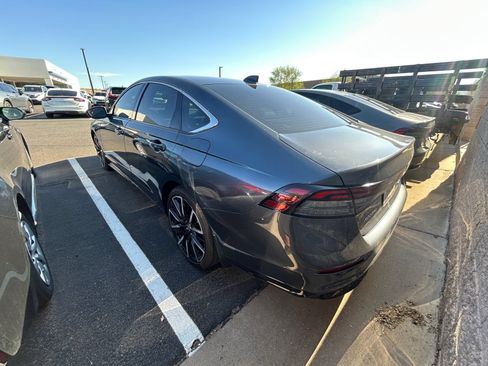 Used 2025 Honda Accord Touring image 3
