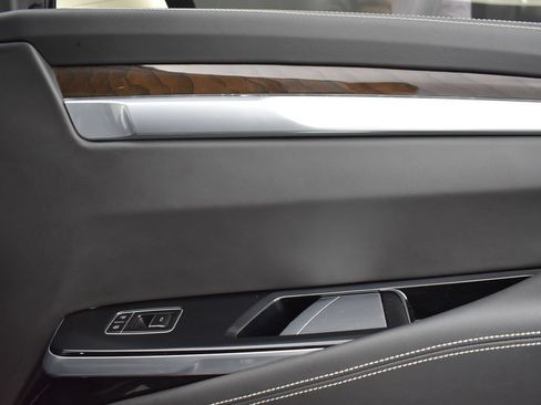 Used 2025 Cadillac Escalade Sport Platinum AWD/4WD image 39