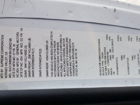 Used 2016 Chevrolet Express 4500 w/ Chrome Appearance Package image 34