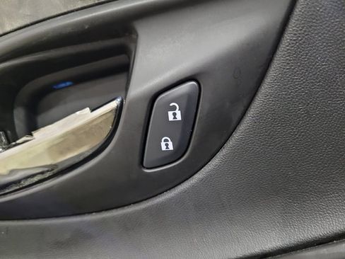 Used 2014 Buick LaCrosse Premium w/ Driver Confidence Package image 43