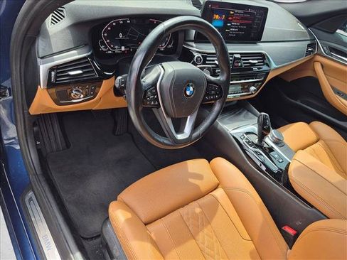 Used 2021 BMW 530i RWD image 3
