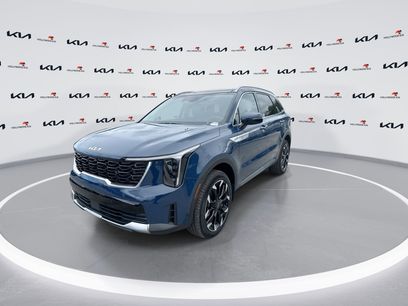 Used 2025 Kia Sorento EX w/ Panoramic Sunroof Package