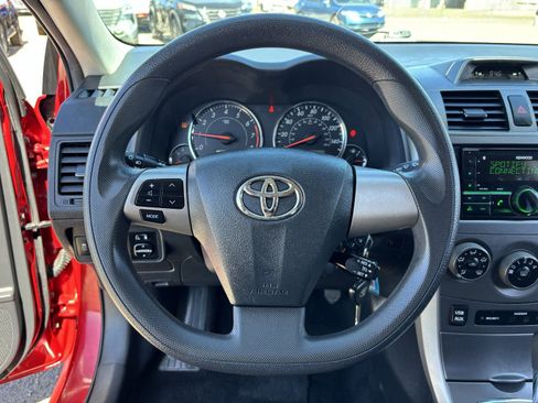 Used 2013 Toyota Corolla S FWD image 27