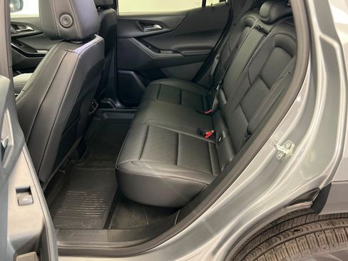 New 2027 Chevrolet Equinox LT w/ Convenience Package II AWD/4WD image 23