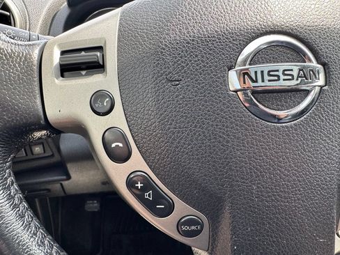 Used 2013 Nissan Rogue SL AWD/4WD image 16