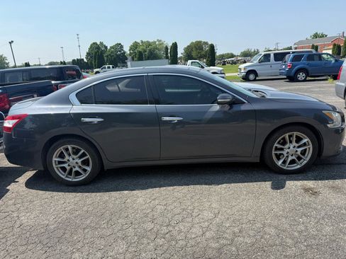 Used 2009 Nissan Maxima 3.5 SV w/ Premium Pkg image 4