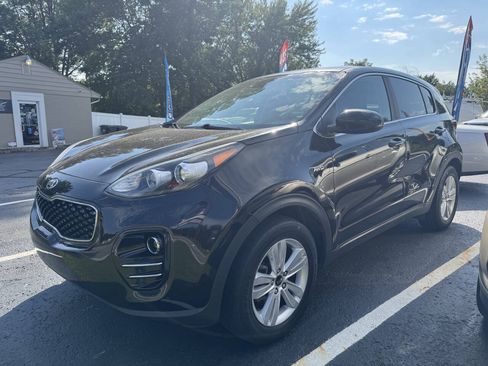Used 2018 Kia Sportage LX AWD/4WD image 1