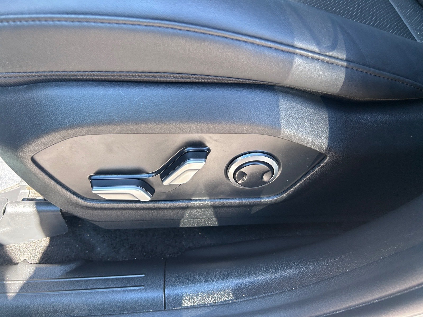Used 2026 Hyundai Santa Fe SEL AWD/4WD image 22