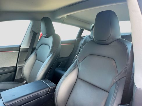 Used 2025 Tesla Model 3 Long Range RWD image 21