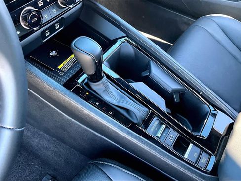 Used 2025 Honda Accord Sport image 17