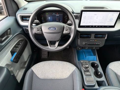 Used 2025 Ford Maverick XLT FWD image 17