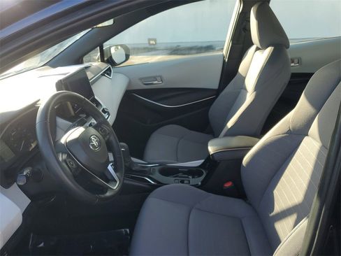 Used 2023 Toyota Corolla SE image 14