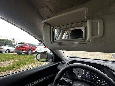 Used 2024 Nissan Sentra S FWD image 13