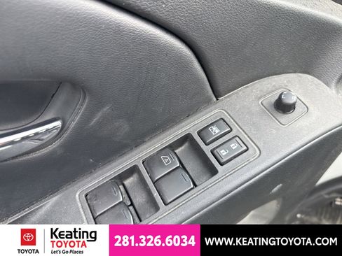 Used 2025 Nissan Frontier SV RWD image 10