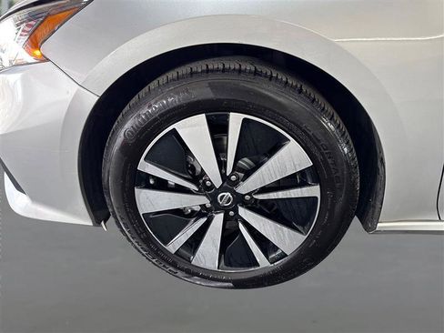 Used 2021 Nissan Altima 2.5 SV image 21