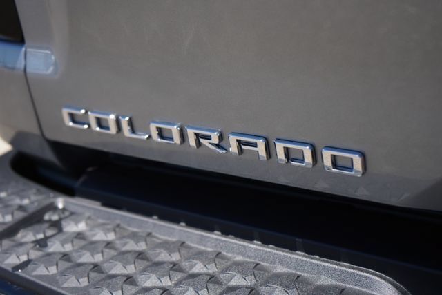 New 2026 Chevrolet Colorado ZR2 w/ Technology Package AWD/4WD image 19