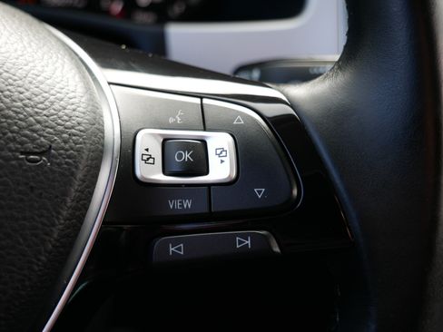 Used 2019 Volkswagen Atlas SEL Premium image 28