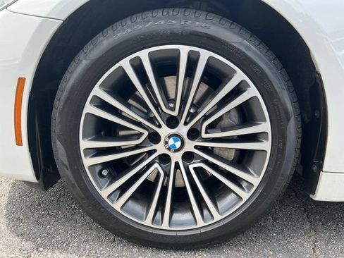Used 2017 BMW 530i xDrive AWD/4WD image 15