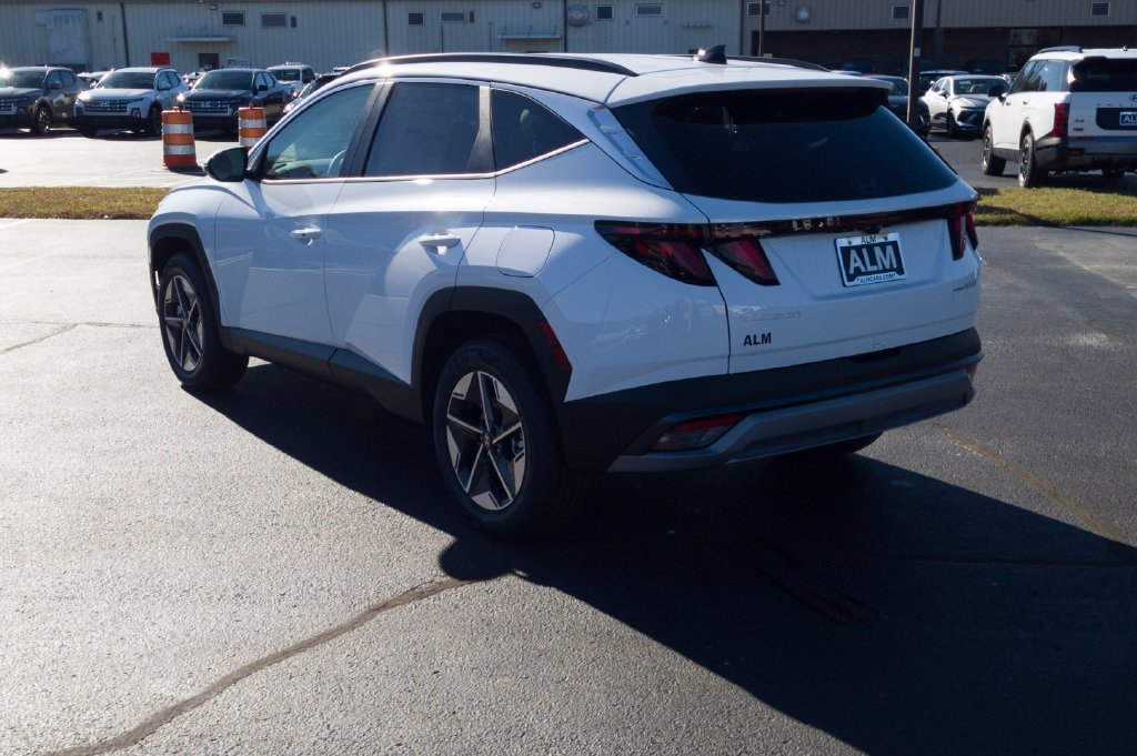 New 2026 Hyundai Tucson SEL FWD image 9