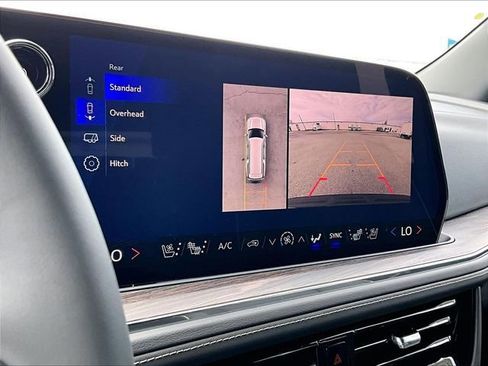 New 2026 Chevrolet Suburban Premier image 26