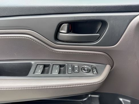 Used 2019 Honda Odyssey EX image 20
