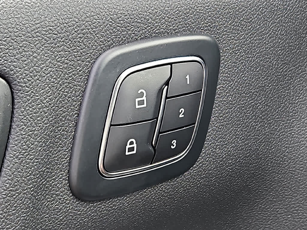 Used 2024 Ford Escape ST-Line Select w/ Tech Pack #2 AWD/4WD image 24