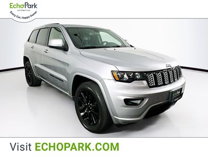 Used 2020 Jeep Grand Cherokee Altitude