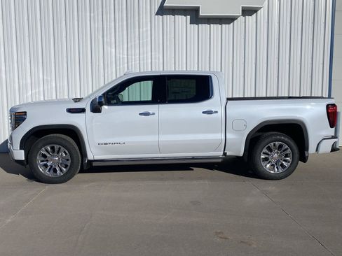 New 2026 GMC Sierra 1500 Denali w/ Technology Package image 2