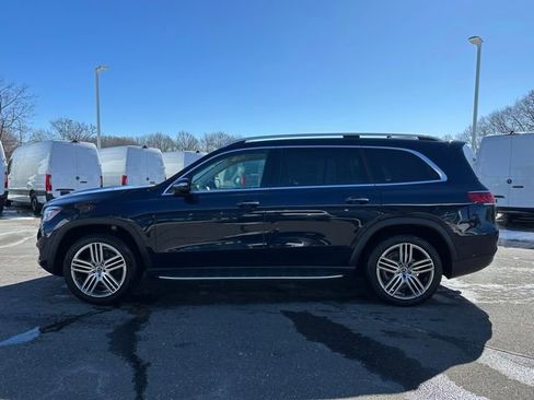 Used 2022 Mercedes-Benz GLS 450 4MATIC image 4
