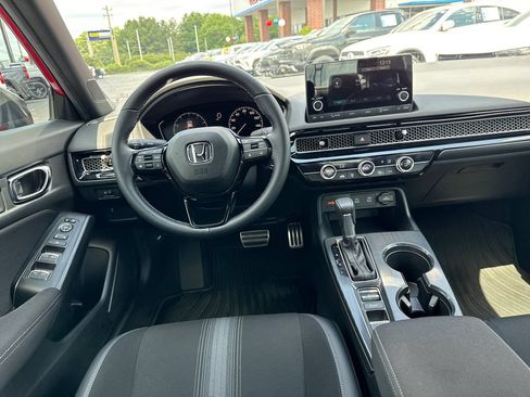 Used 2025 Honda Civic Sport image 23
