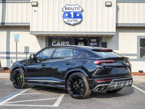 Used 2019 Lamborghini Urus AWD/4WD image 3