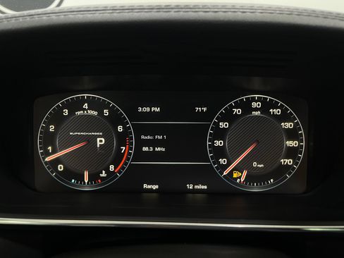 Used 2015 Land Rover Range Rover Supercharged AWD/4WD image 22