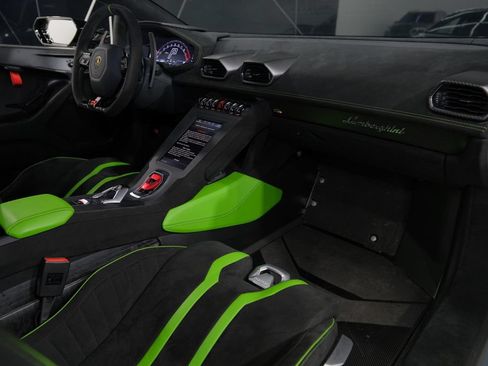 Used 2023 Lamborghini Huracan STO RWD image 35