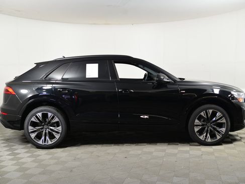 New 2026 Audi Q8 Premium Plus image 7