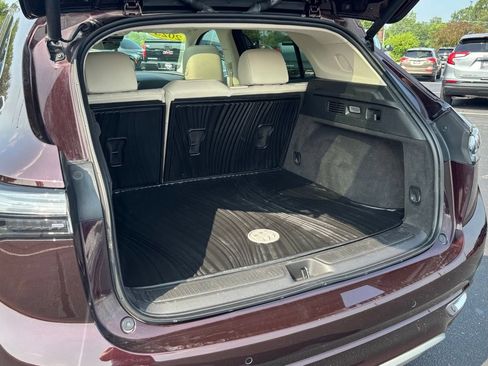 Used 2023 Buick Envision Avenir AWD/4WD image 23