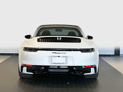 Certified 2022 Porsche 911 Targa 4S image 6