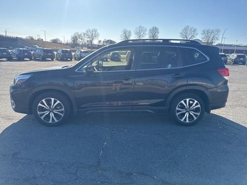 Used 2021 Subaru Forester Limited image 4