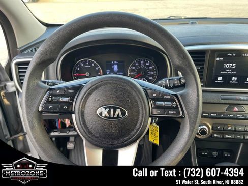 Used 2020 Kia Sportage LX FWD image 17