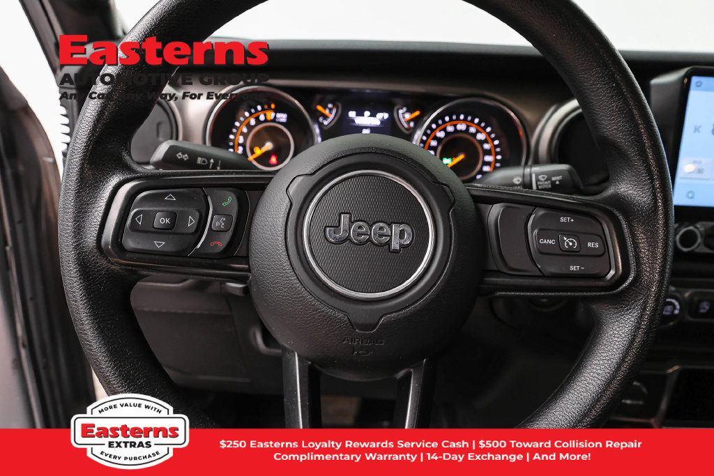 Used 2020 Jeep Gladiator Sport AWD/4WD image 11